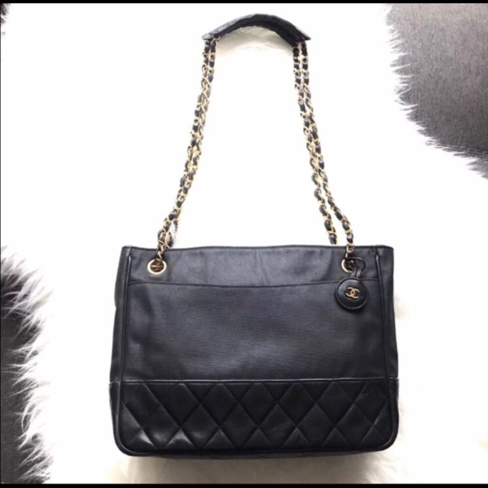Auth Chanel quilted lambskin charm leather handbag